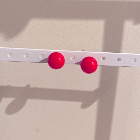 ✅🆕Langston Xmas earrings, reindeer/snowflake & rhinestones & big red ball back🎄 - Picture 3 of 4